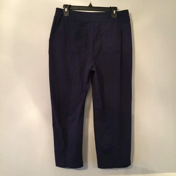 Chico’s Zenergy casual cropped pants Sz 1 ( Sm/m ) - Picture 2 of 7